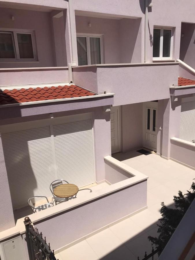Niko Appartement Baška Voda Buitenkant foto